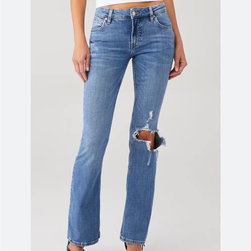 We The Free - Free People Carmen Distressed Flare Jean Size 26